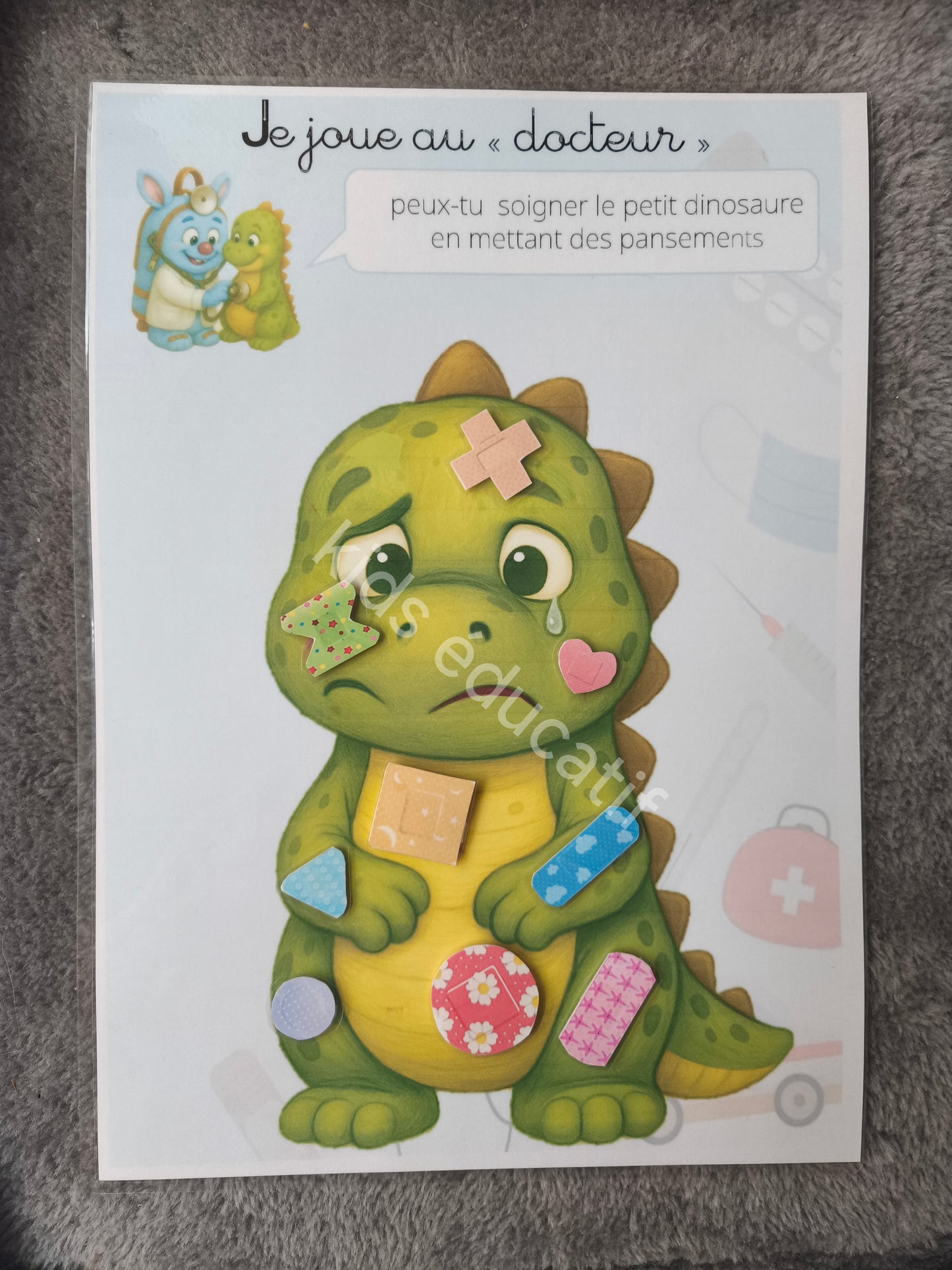 Mes petites mains découvrent le coffre à jouets – Cahier d’activités 2-3 ans